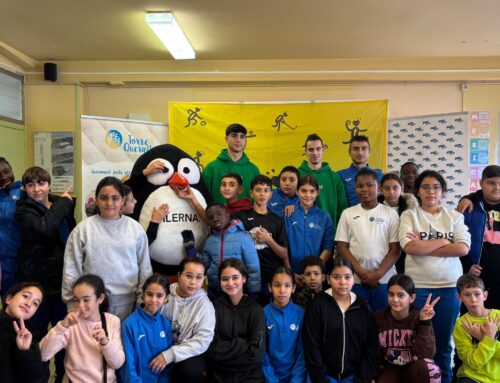 L’Escola Torre Queralt participa en l’activitat Pati de Valors amb el Balàfia Vòlei